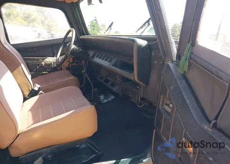 1995 Jeep Wrangler / Yj S/Rio Grande из США, поврежденный, VIN 1J4FY19PXSP200123